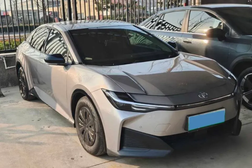 2023 Toyota bZ3 BEV 49.92KWH,autocango,china used car exporter,china ev exporter,chinese used car exporter,chinese used ev exporter