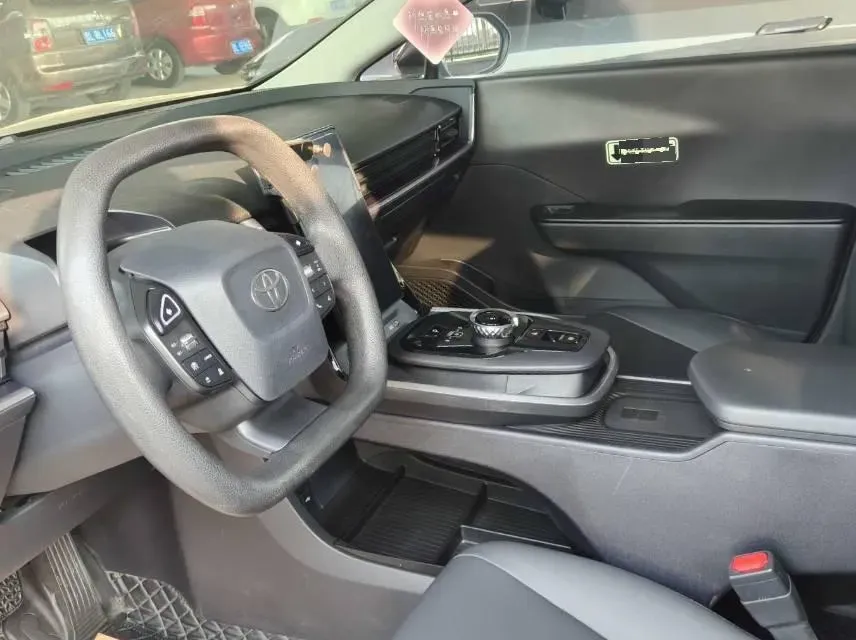 2023 Toyota bZ3 BEV 49.92KWH,autocango,china used car exporter,china ev exporter,chinese used car exporter,chinese used ev exporter