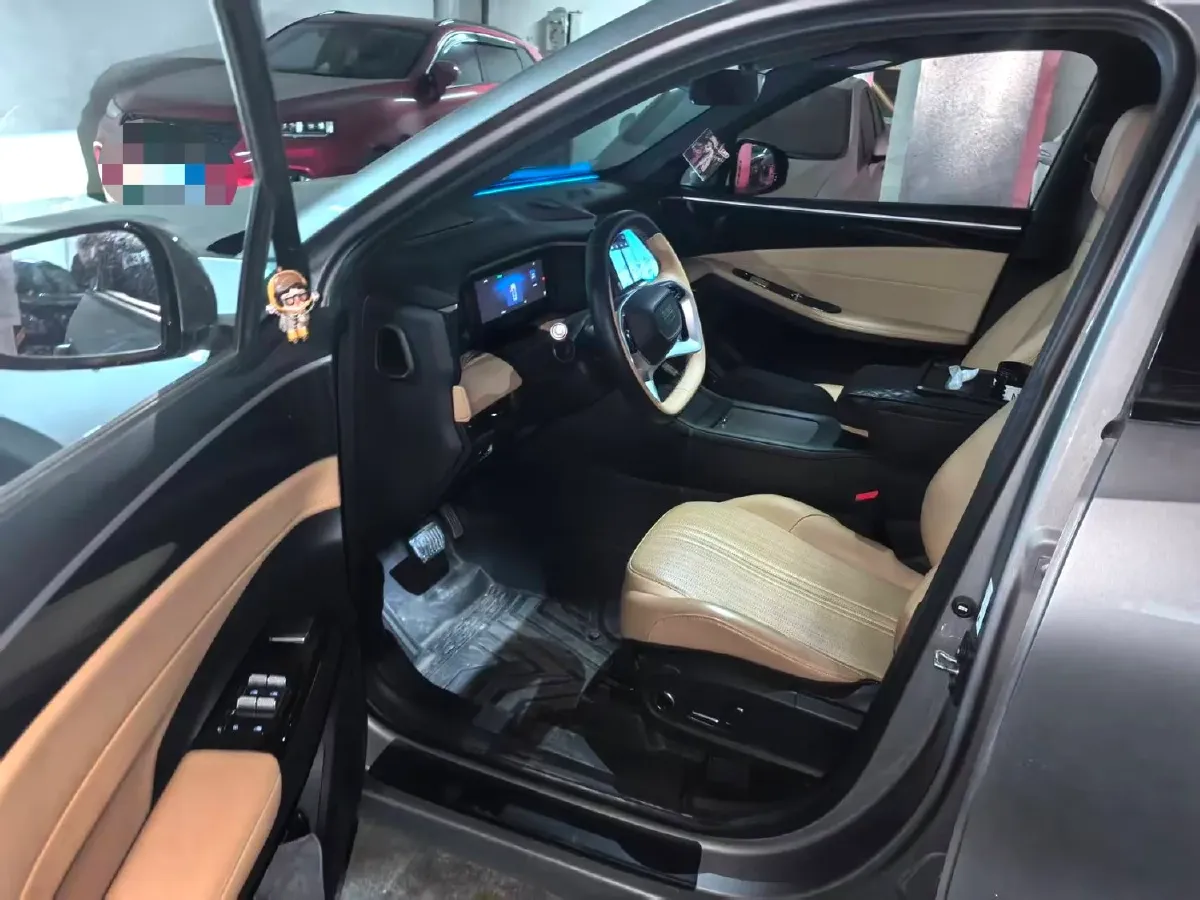 2024 Geely Galaxy L7 1.5T 163HP L4 3DHT PHEV 18.7KWH,autocango,china used car exporter,china ev exporter,chinese used car exporter,chinese used ev exporter