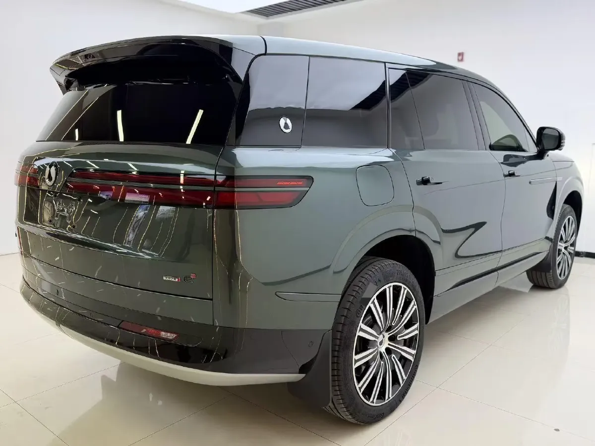2026 Denza DenzaN9 2.0T 207HP L4 E-CVT PHEV,autocango,china used car exporter,china ev exporter,chinese used car exporter,chinese used ev exporter