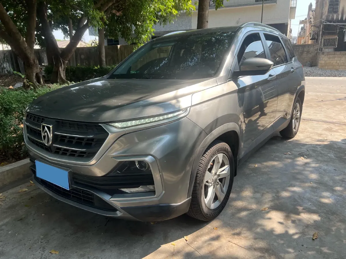 2019 BaoJun 530 1.5T 151HP L4 CVT,autocango,china used car exporter,china ev exporter,chinese used car exporter,chinese used ev exporter