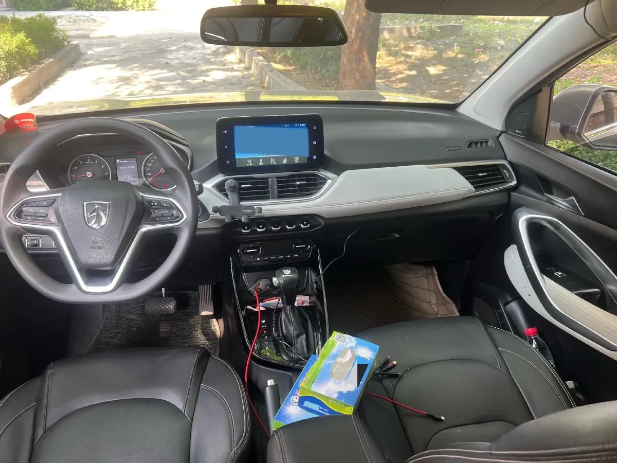 2019 BaoJun 530 1.5T 151HP L4 CVT,autocango,china used car exporter,china ev exporter,chinese used car exporter,chinese used ev exporter
