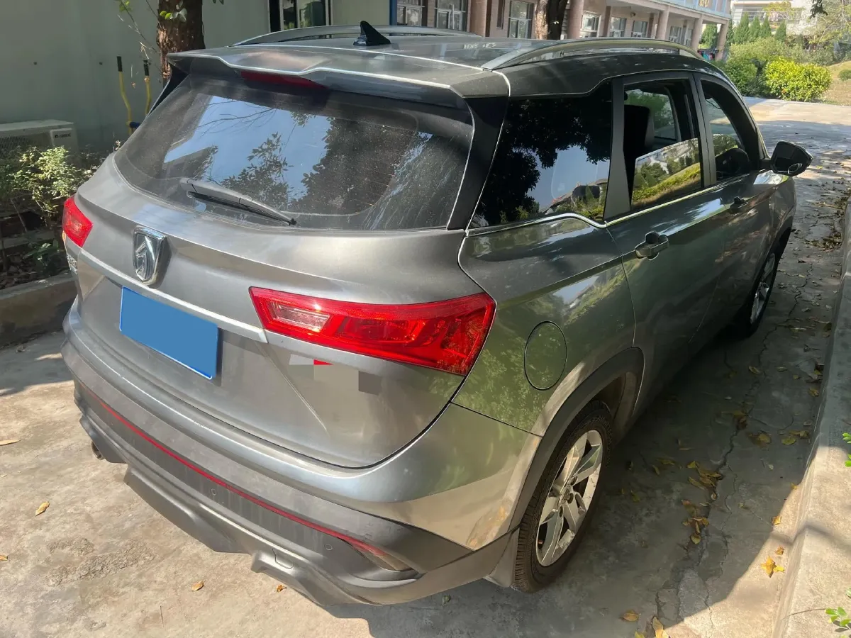 2019 BaoJun 530 1.5T 151HP L4 CVT,autocango,china used car exporter,china ev exporter,chinese used car exporter,chinese used ev exporter
