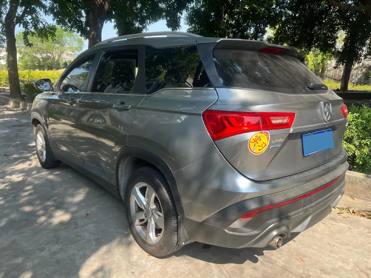 2019 BaoJun 530 1.5T 151HP L4 CVT,autocango,china used car exporter,china ev exporter,chinese used car exporter,chinese used ev exporter