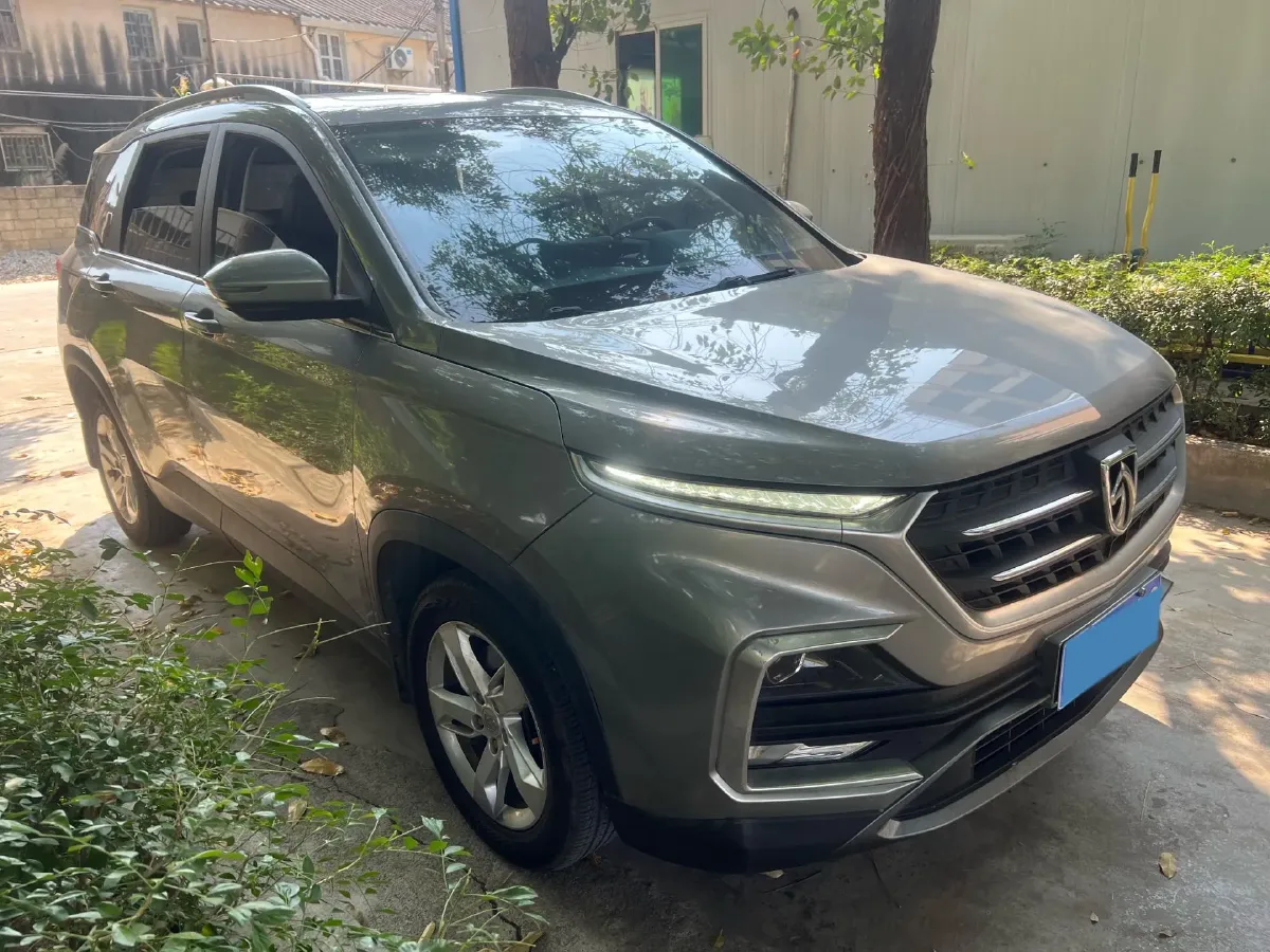 2019 BaoJun 530 1.5T 151HP L4 CVT,autocango,china used car exporter,china ev exporter,chinese used car exporter,chinese used ev exporter