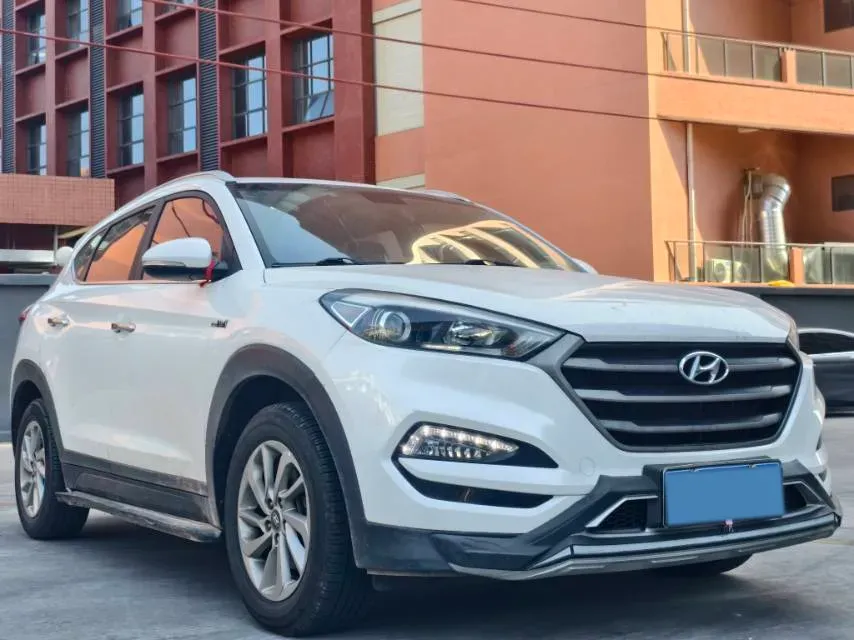 2015 Hyundai Tucson 1.6T 177HP L4 7DCT,autocango,china used car exporter,china ev exporter,chinese used car exporter,chinese used ev exporter