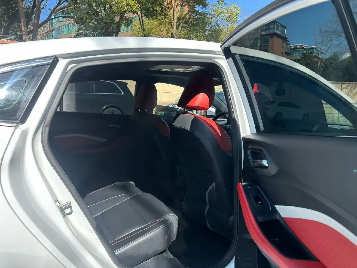 2023 MG 5 1.5L 129HP L4 CVT,autocango,china used car exporter,china ev exporter,chinese used car exporter,chinese used ev exporter