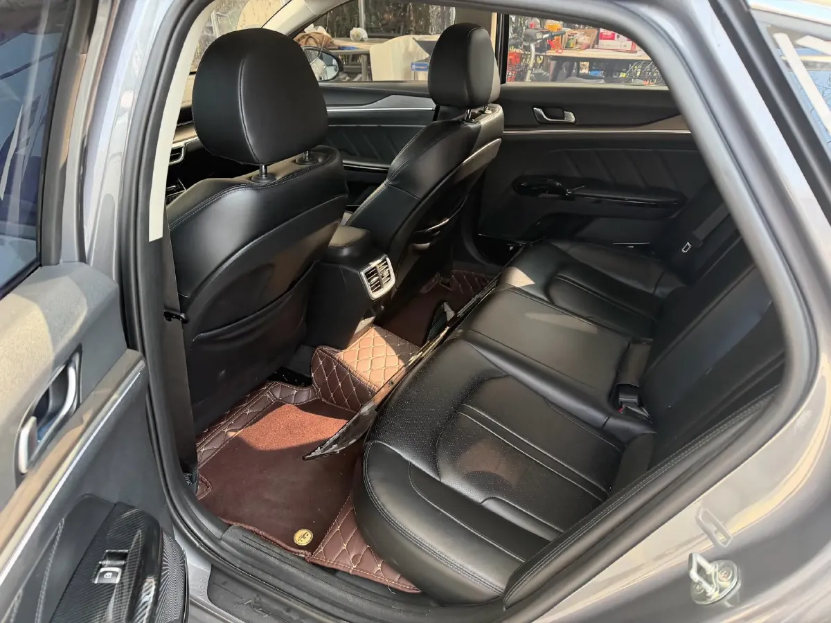 2020 Kia K5 1.5T 170HP L4 7DCT,autocango,china used car exporter,china ev exporter,chinese used car exporter,chinese used ev exporter