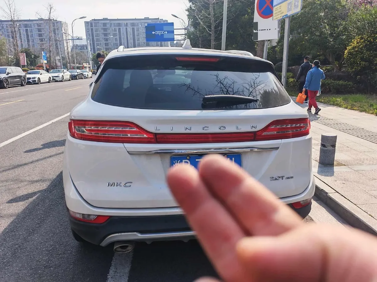 2019 Lincoln MKC 2.0T 253HP L4 6AT,autocango,china used car exporter,china ev exporter,chinese used car exporter,chinese used ev exporter