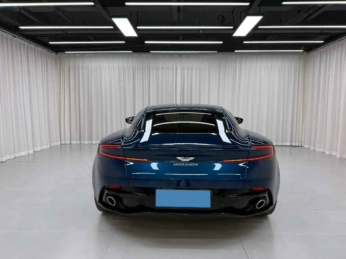 2019 Aston Martin DB11 4.0T 510HP V8 8AT,autocango,china used car exporter,china ev exporter,chinese used car exporter,chinese used ev exporter