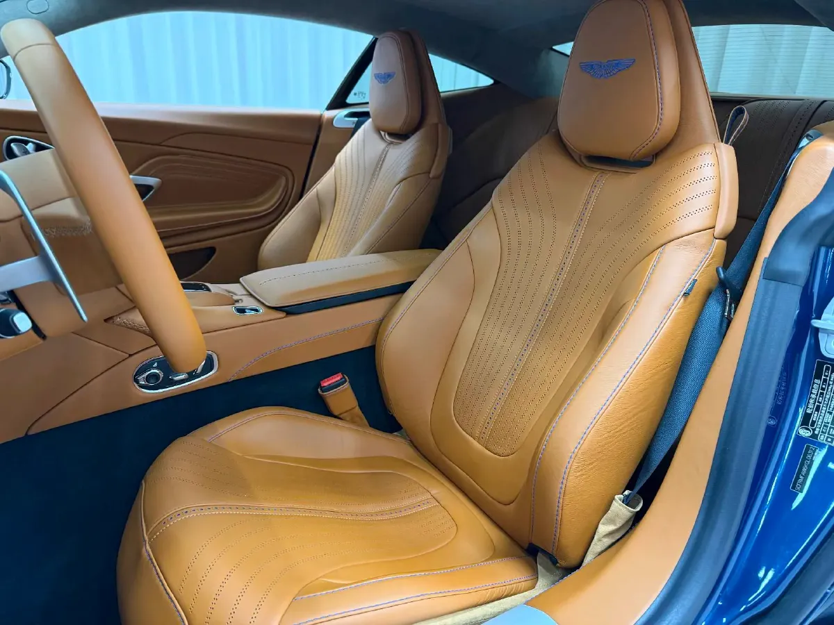 2019 Aston Martin DB11 4.0T 510HP V8 8AT,autocango,china used car exporter,china ev exporter,chinese used car exporter,chinese used ev exporter