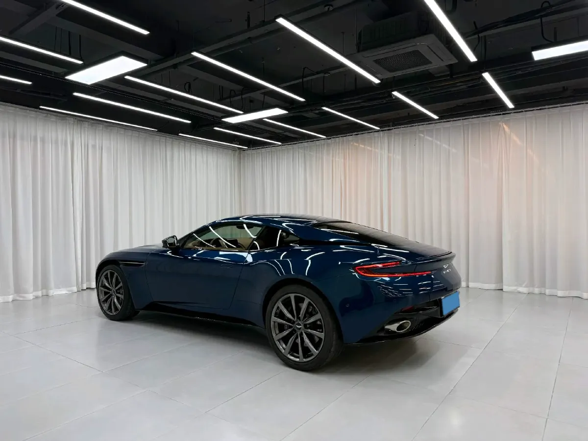 2019 Aston Martin DB11 4.0T 510HP V8 8AT,autocango,china used car exporter,china ev exporter,chinese used car exporter,chinese used ev exporter