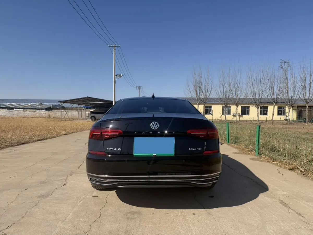 2020 Volkswagen Passat 2.0T 186HP L4 7DCT,autocango,china used car exporter,china ev exporter,chinese used car exporter,chinese used ev exporter