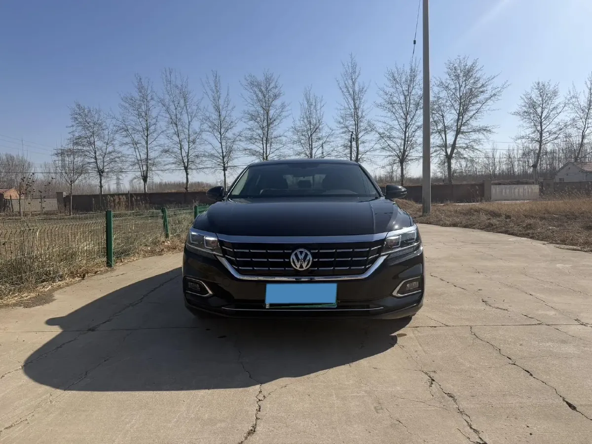 2020 Volkswagen Passat 2.0T 186HP L4 7DCT,autocango,china used car exporter,china ev exporter,chinese used car exporter,chinese used ev exporter