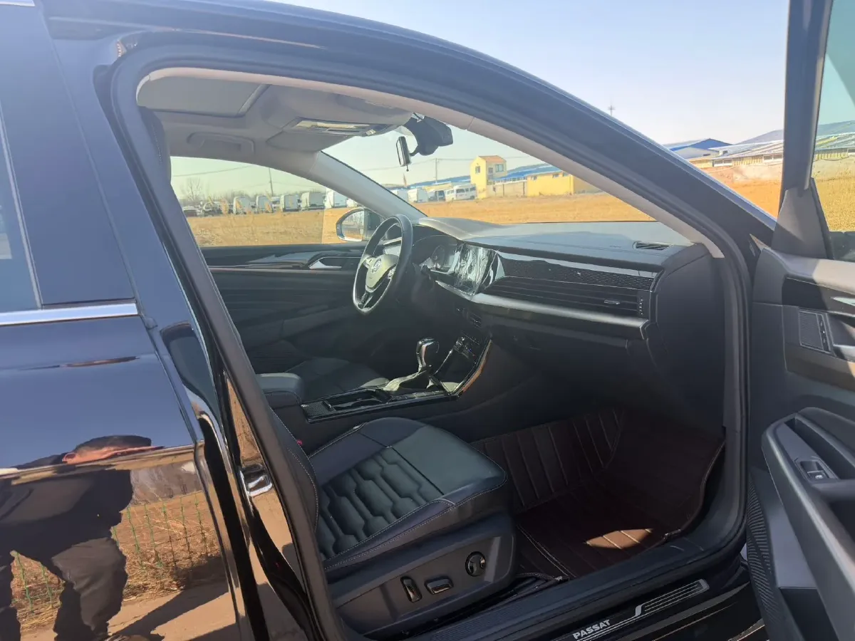 2020 Volkswagen Passat 2.0T 186HP L4 7DCT,autocango,china used car exporter,china ev exporter,chinese used car exporter,chinese used ev exporter