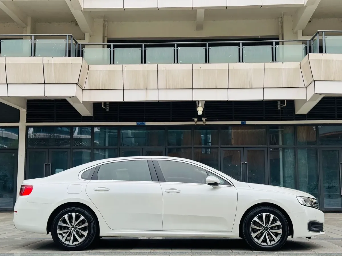 2017 Citroen C6 1.8T 204HP L4 6AT,autocango,china used car exporter,china ev exporter,chinese used car exporter,chinese used ev exporter