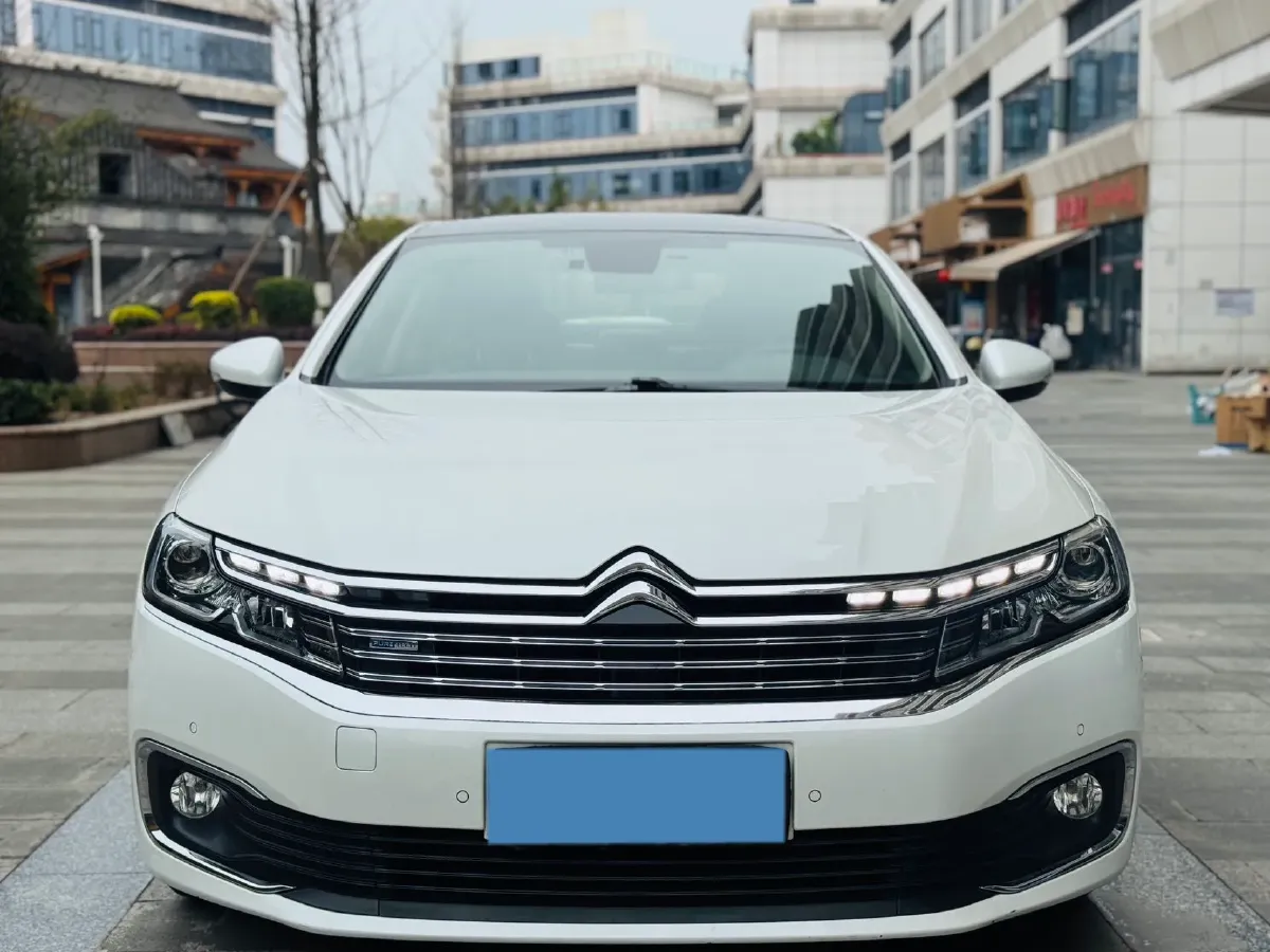 2017 Citroen C6 1.8T 204HP L4 6AT,autocango,china used car exporter,china ev exporter,chinese used car exporter,chinese used ev exporter