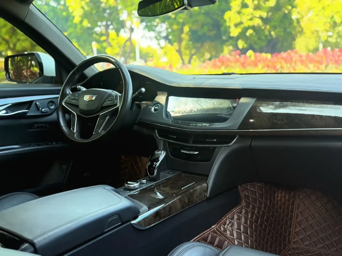 2021 Cadillac CT6 2.0T 237HP L4 10AT,autocango,china used car exporter,china ev exporter,chinese used car exporter,chinese used ev exporter