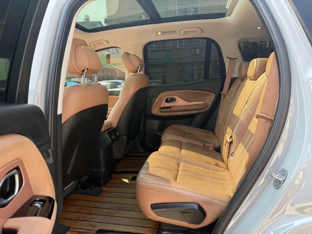 2018 NIO ES8 BEV 70KWH,autocango,china used car exporter,china ev exporter,chinese used car exporter,chinese used ev exporter