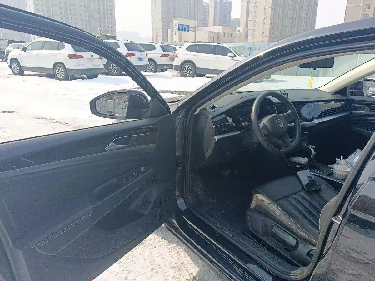 2023 Volkswagen Passat 1.4T 150HP L4 7DCT,autocango,china used car exporter,china ev exporter,chinese used car exporter,chinese used ev exporter