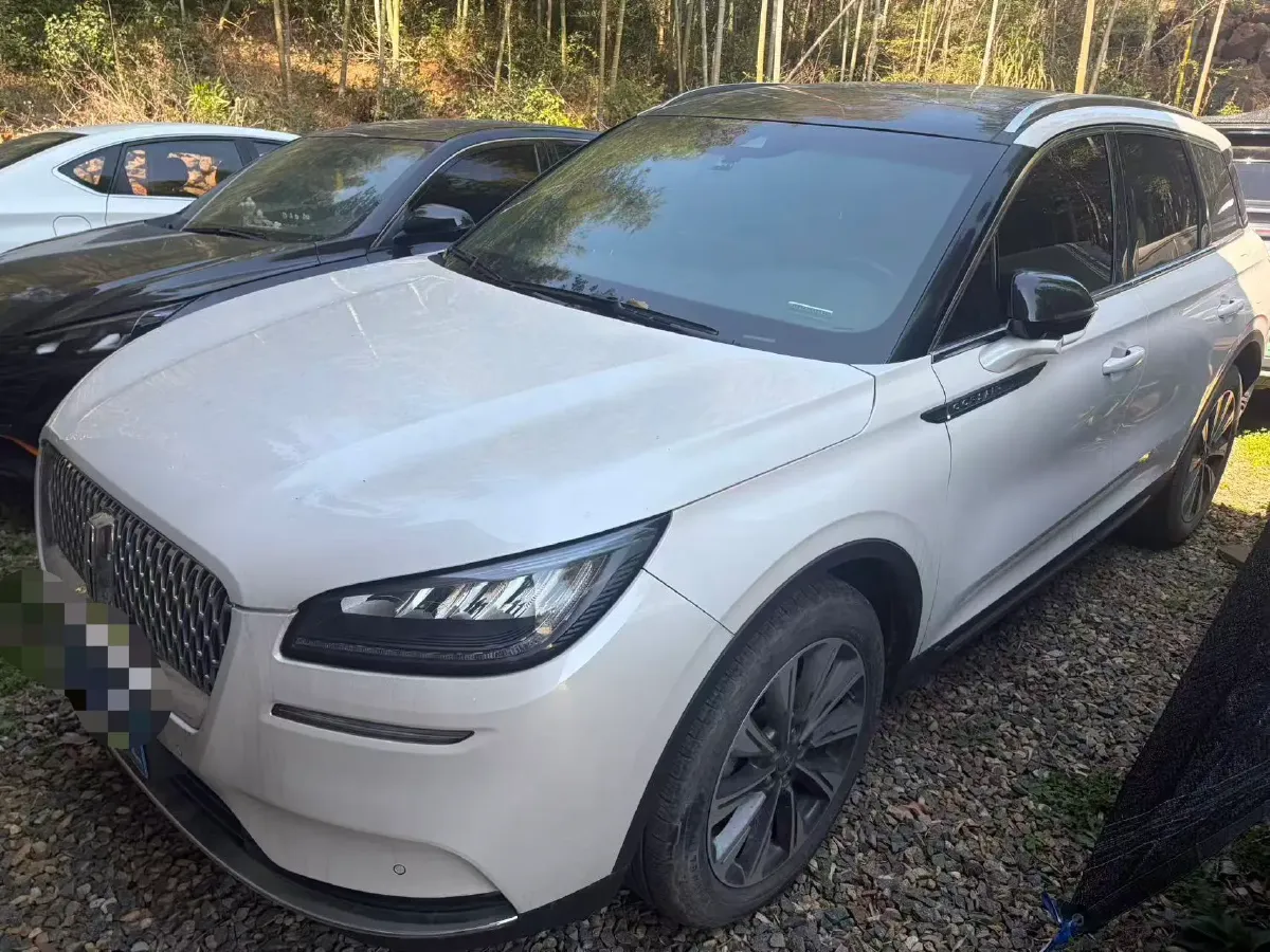 2022 Lincoln Corsair 2.0T 245HP L4 8AT,autocango,china used car exporter,china ev exporter,chinese used car exporter,chinese used ev exporter