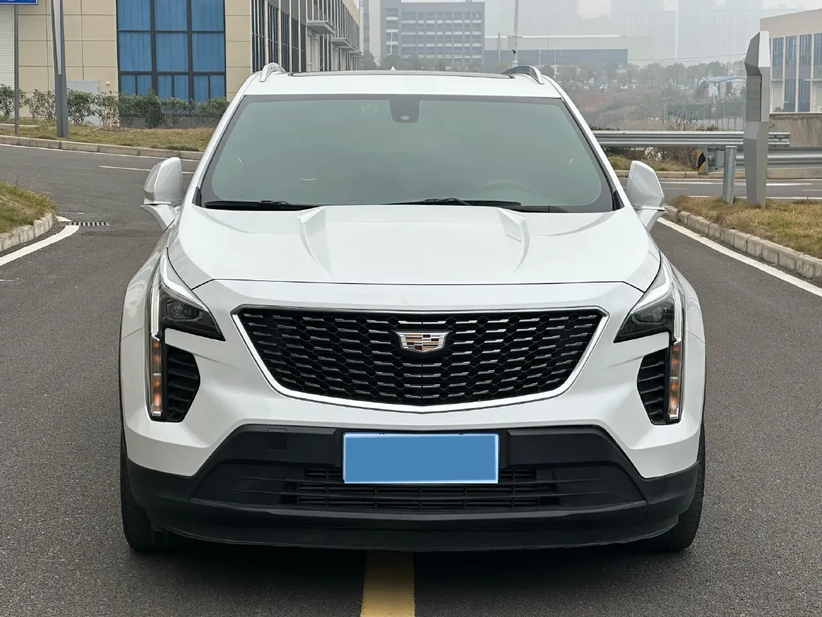 2021 Cadillac XT4 2.0T 237HP L4 9AT,autocango,china used car exporter,china ev exporter,chinese used car exporter,chinese used ev exporter