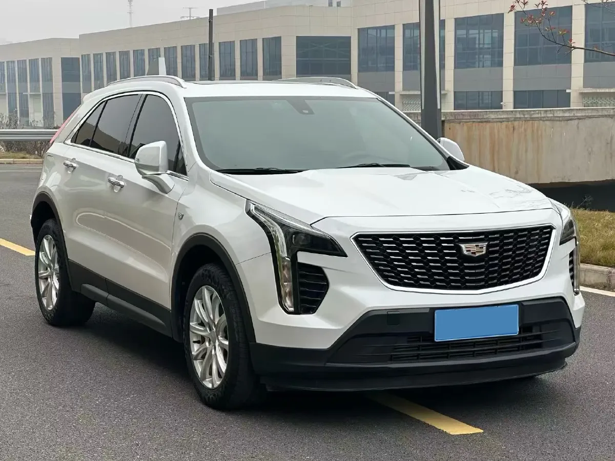 2021 Cadillac XT4 2.0T 237HP L4 9AT,autocango,china used car exporter,china ev exporter,chinese used car exporter,chinese used ev exporter