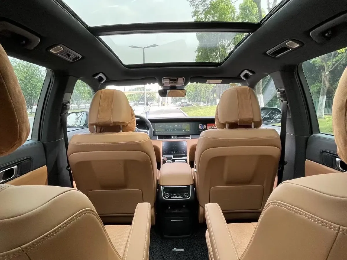 2021 Li ONE Range Extended 131HP REEV 40.5KWH,autocango,china used car exporter,china ev exporter,chinese used car exporter,chinese used ev exporter