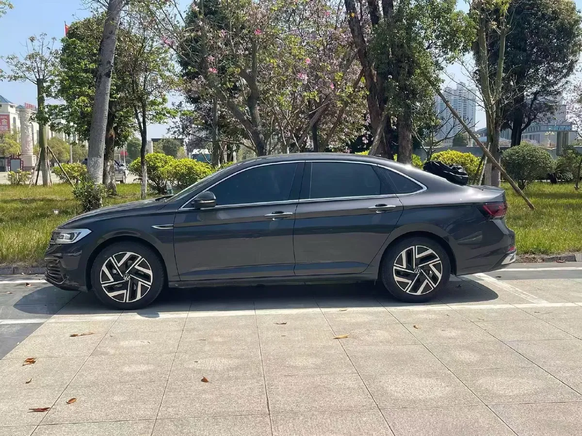 2025 Volkswagen Sagitar 1.5T 160HP L4 7DCT,autocango,china used car exporter,china ev exporter,chinese used car exporter,chinese used ev exporter