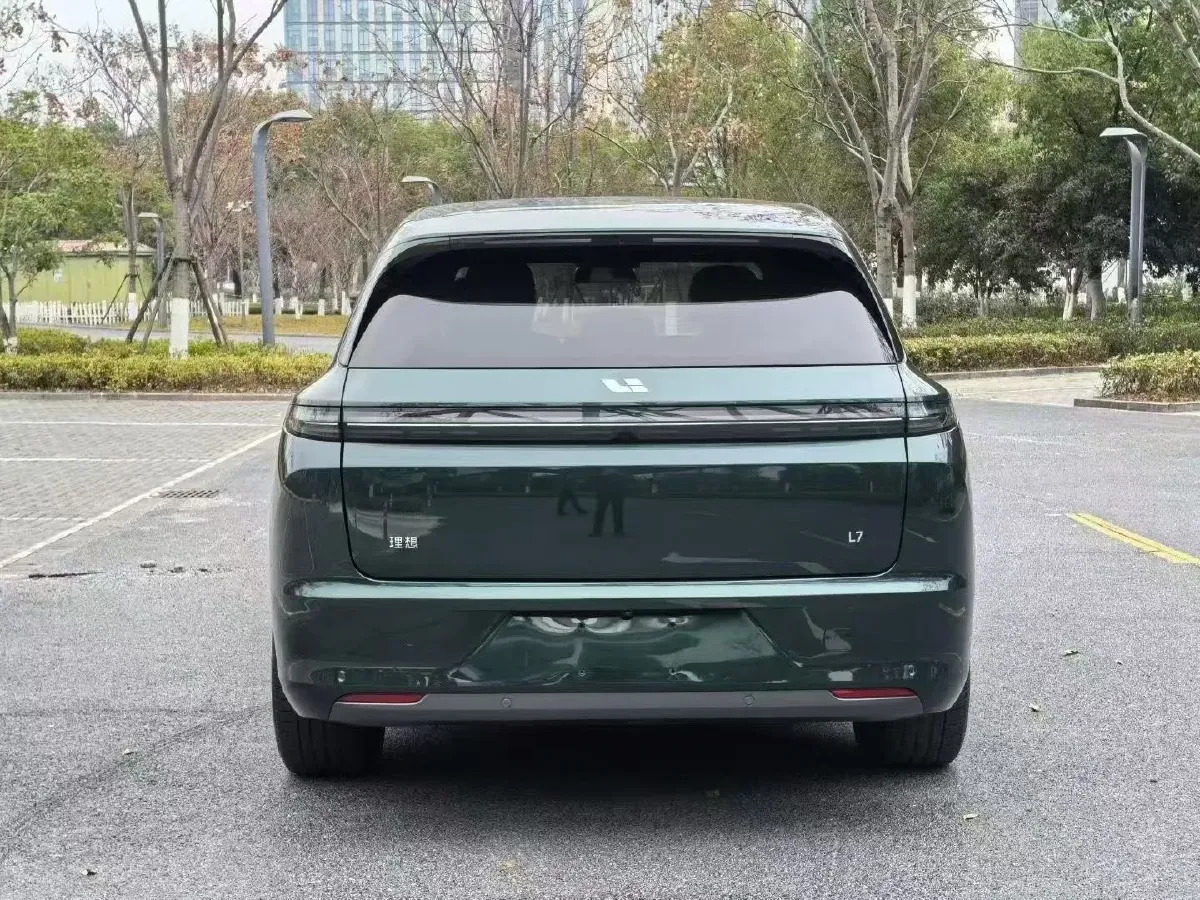 2023 Li L7 Range Extended 154HP REEV 40.9KWH,autocango,china used car exporter,china ev exporter,chinese used car exporter,chinese used ev exporter