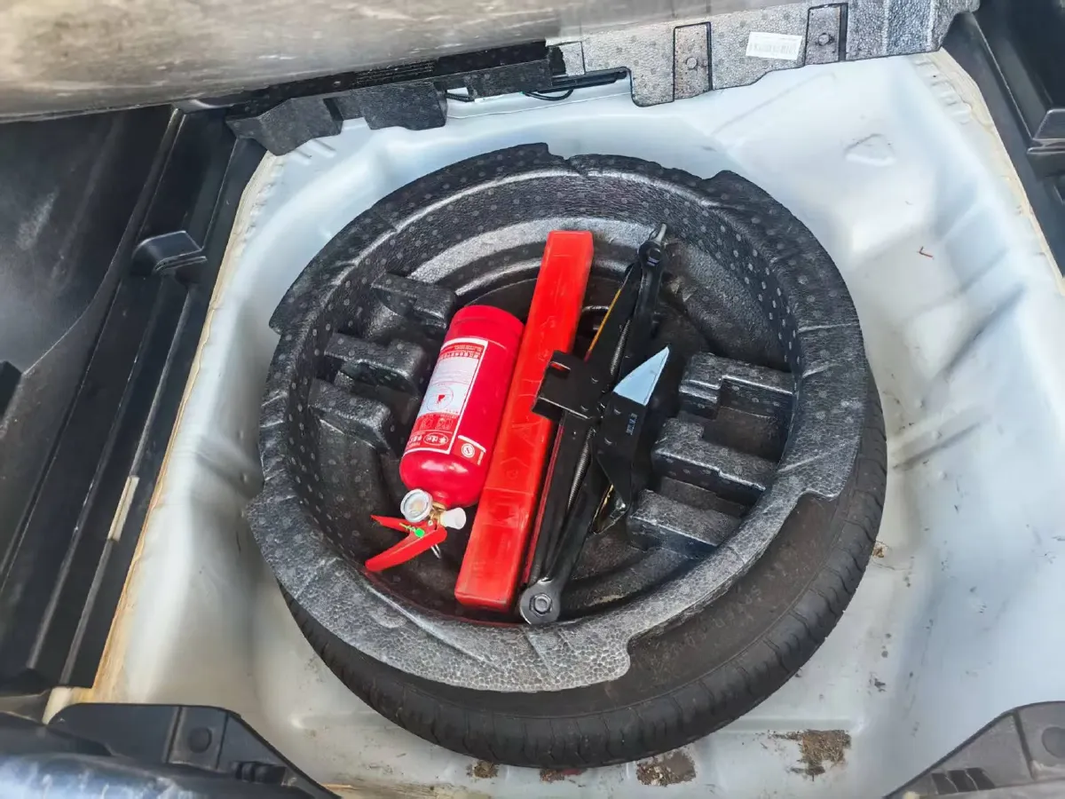 2023 Haval M6 1.5T 150HP L4 7DCT,autocango,china used car exporter,china ev exporter,chinese used car exporter,chinese used ev exporter