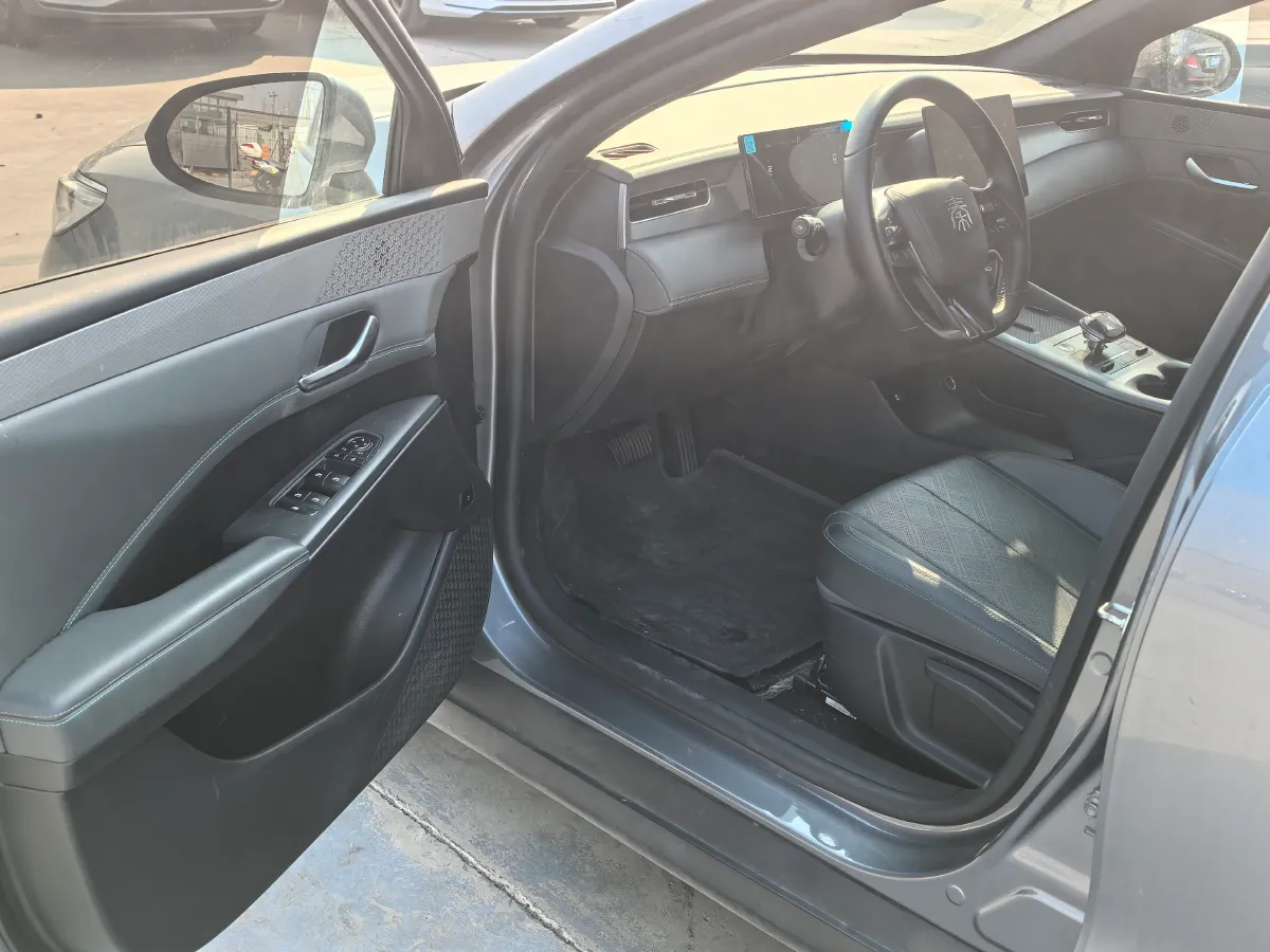 2025 BYD Qin Plus 1.5L 101HP L4 E-CVT PHEV 7.68KWH,autocango,china used car exporter,china ev exporter,chinese used car exporter,chinese used ev exporter