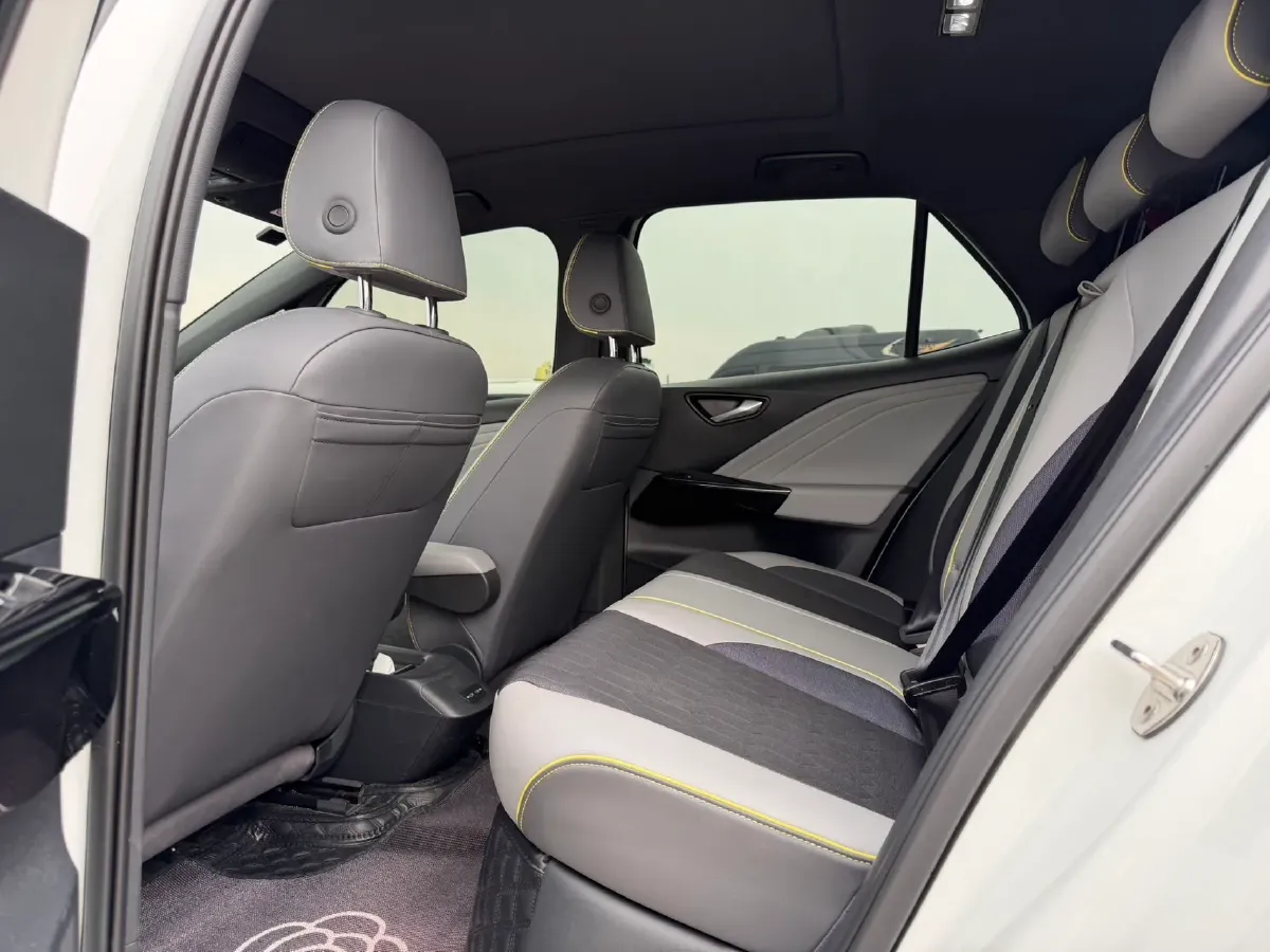 2024 Volkswagen ID.3 BEV 52.8KWH,autocango,china used car exporter,china ev exporter,chinese used car exporter,chinese used ev exporter