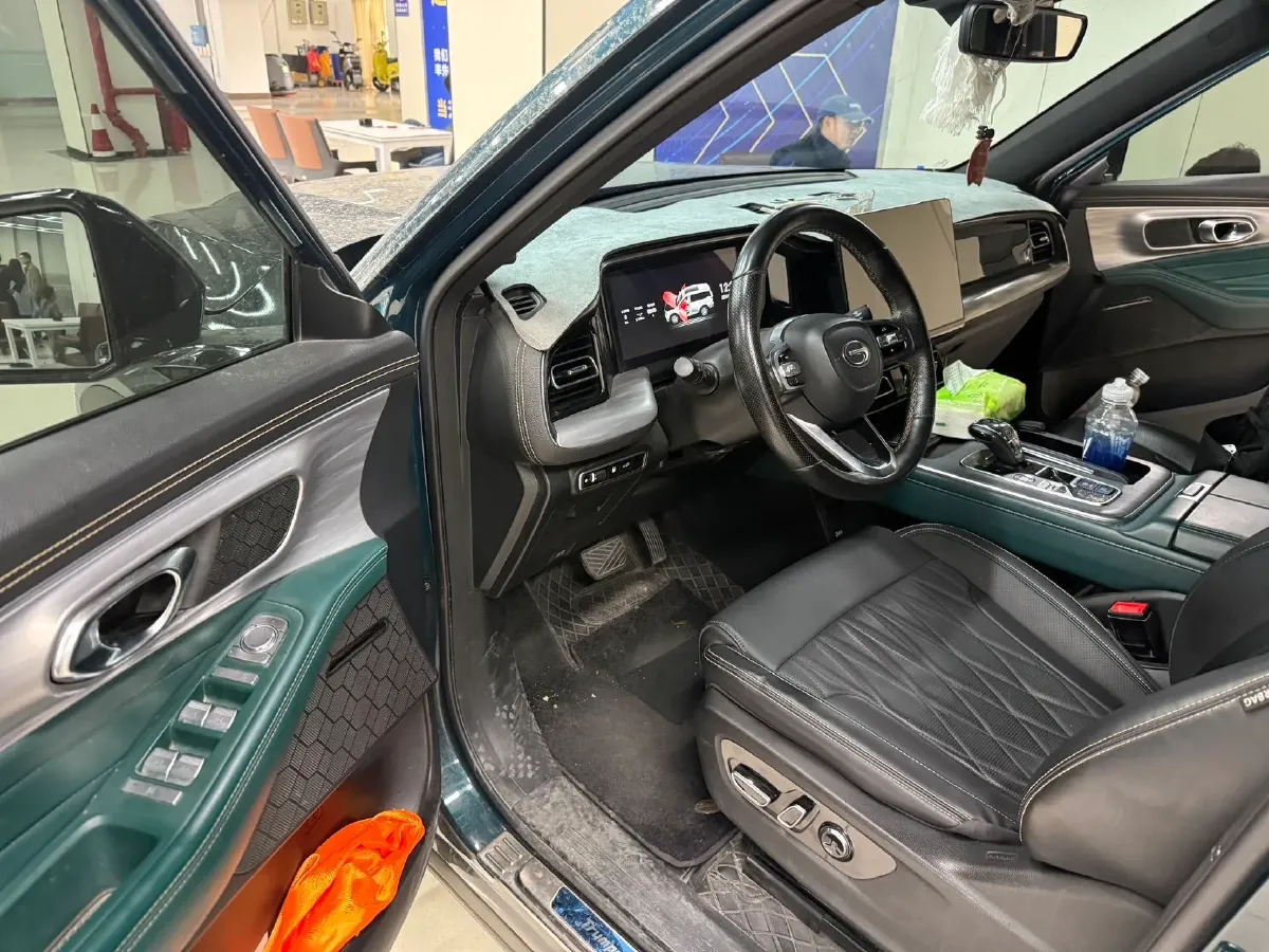 2022 GAC Trumpchi GS8 2.0T 252HP L4 8AT,autocango,china used car exporter,china ev exporter,chinese used car exporter,chinese used ev exporter