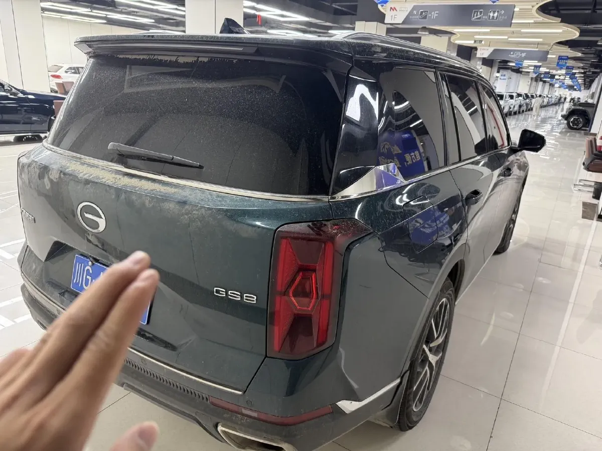 2022 GAC Trumpchi GS8 2.0T 252HP L4 8AT,autocango,china used car exporter,china ev exporter,chinese used car exporter,chinese used ev exporter