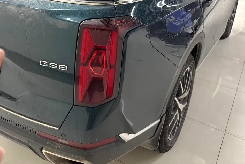 2022 GAC Trumpchi GS8 2.0T 252HP L4 8AT,autocango,china used car exporter,china ev exporter,chinese used car exporter,chinese used ev exporter