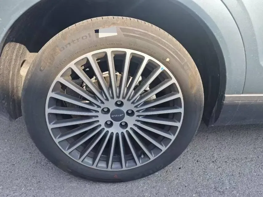 2025 Jetour X70 Plus 1.5T 156HP L4 CVT,autocango,china used car exporter,china ev exporter,chinese used car exporter,chinese used ev exporter