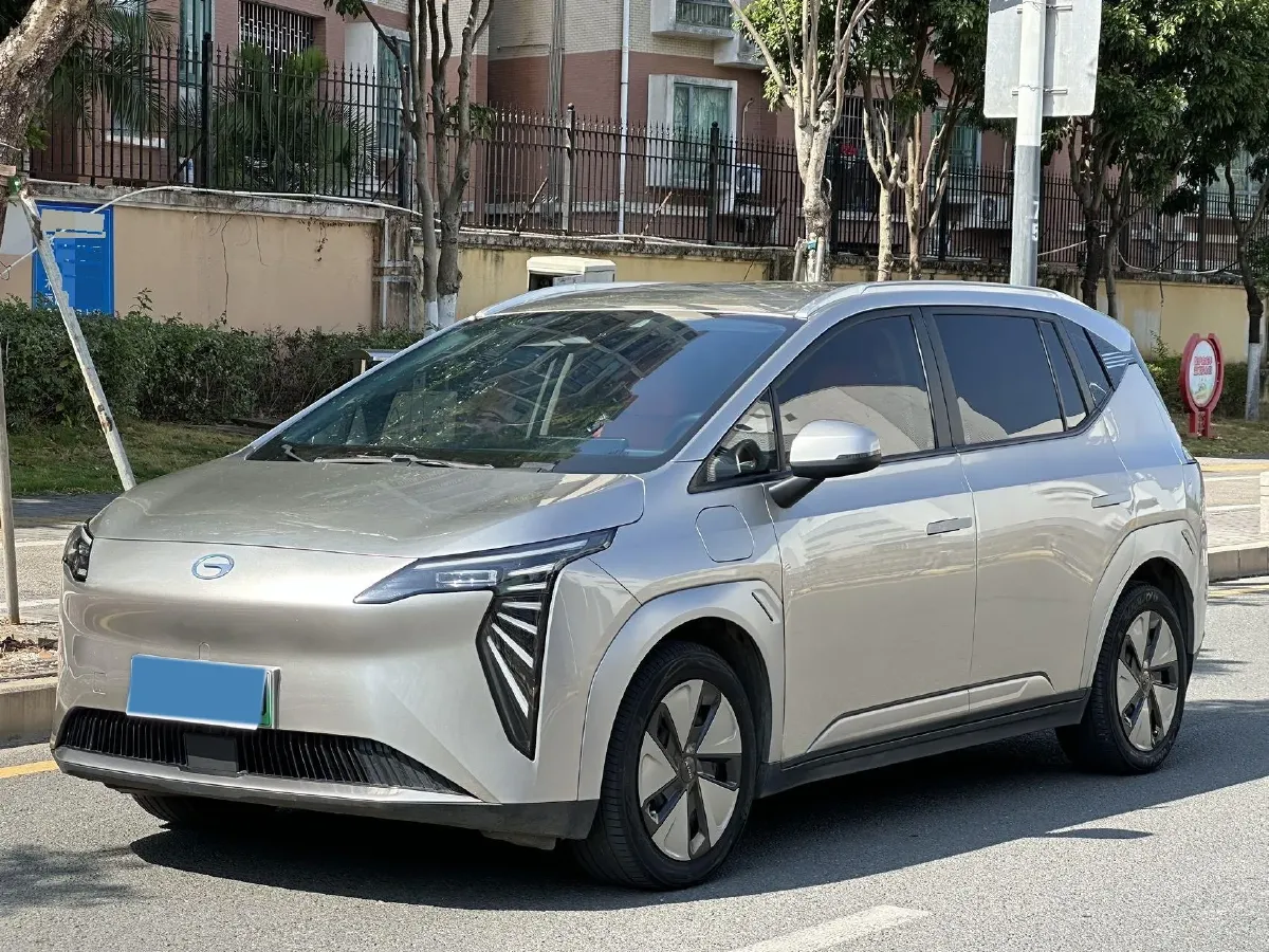 2023 GAC Trumpchi GS4 1.5T 177HP L4 6AT,autocango,china used car exporter,china ev exporter,chinese used car exporter,chinese used ev exporter