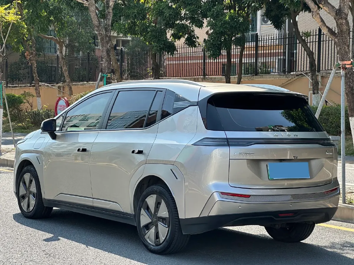 2023 GAC Trumpchi GS4 1.5T 177HP L4 6AT,autocango,china used car exporter,china ev exporter,chinese used car exporter,chinese used ev exporter