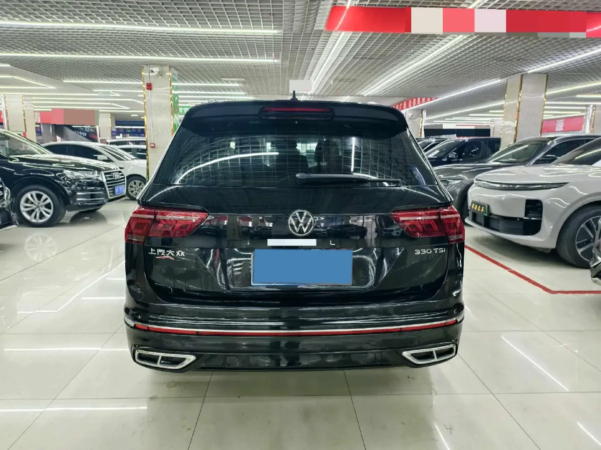 2024 Volkswagen Tiguan L 2.0T 186HP L4 7DCT,autocango,china used car exporter,china ev exporter,chinese used car exporter,chinese used ev exporter