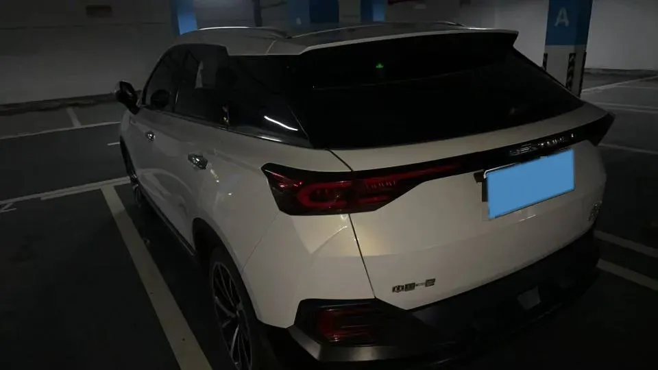 2020 Bestune T77 1.5T 169HP L4 7DCT,autocango,china used car exporter,china ev exporter,chinese used car exporter,chinese used ev exporter