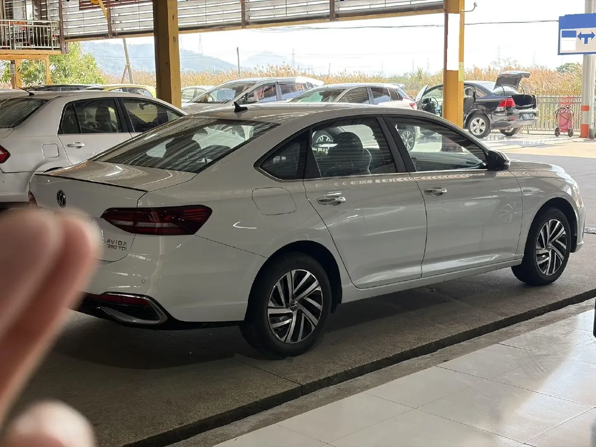 2023 Volkswagen Lavida 1.4T 150HP L4 7DCT,autocango,china used car exporter,china ev exporter,chinese used car exporter,chinese used ev exporter