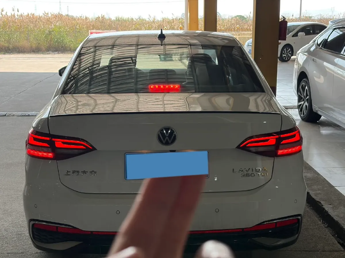 2023 Volkswagen Lavida 1.4T 150HP L4 7DCT,autocango,china used car exporter,china ev exporter,chinese used car exporter,chinese used ev exporter