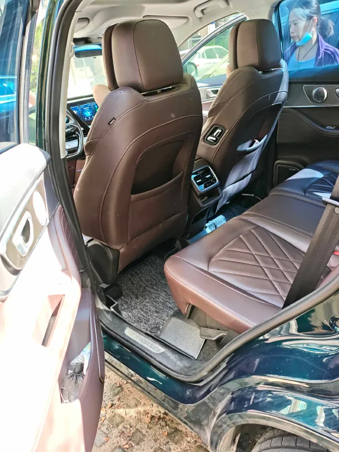 2022 Chery Tiggo 8 PRO 1.6T 197HP L4 7DCT,autocango,china used car exporter,china ev exporter,chinese used car exporter,chinese used ev exporter