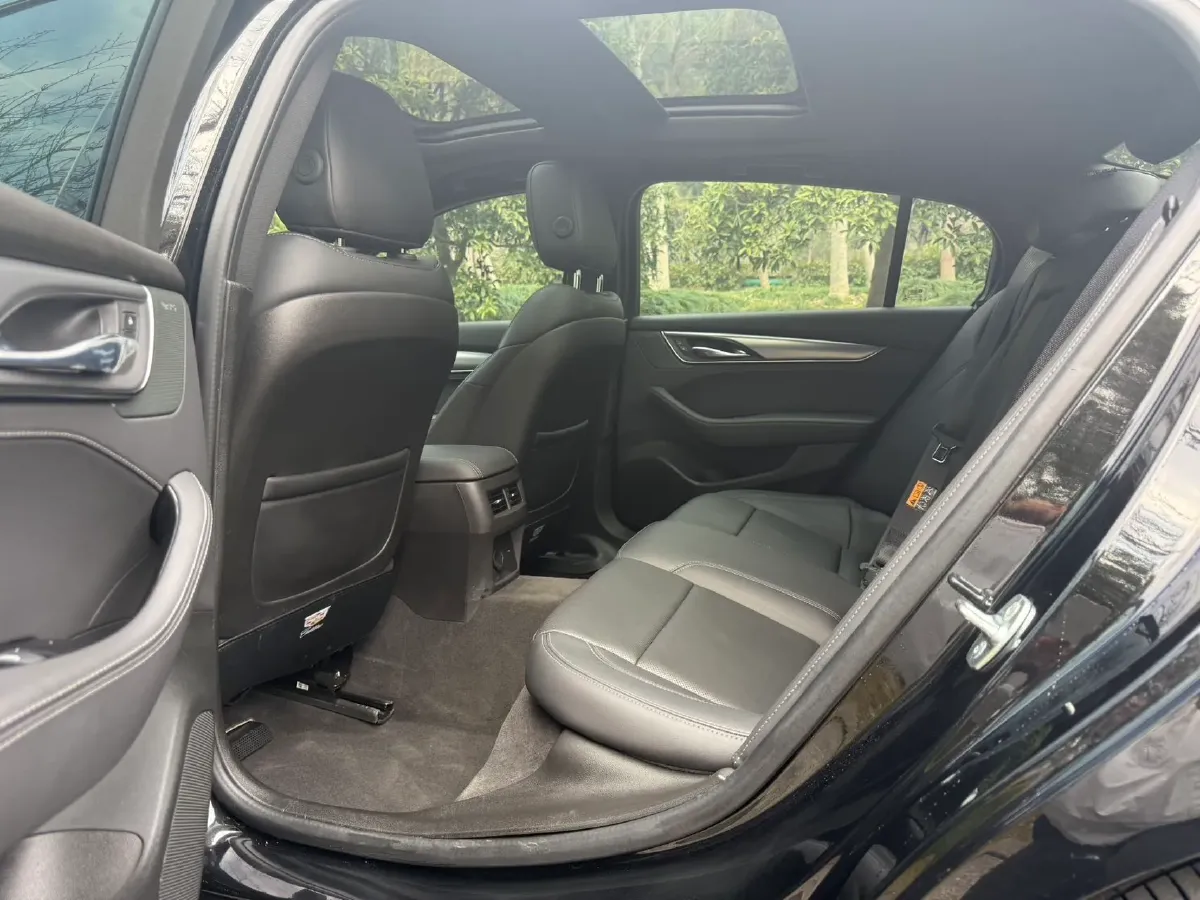 2024 Cadillac CT5 2.0T 237HP L4 10AT,autocango,china used car exporter,china ev exporter,chinese used car exporter,chinese used ev exporter