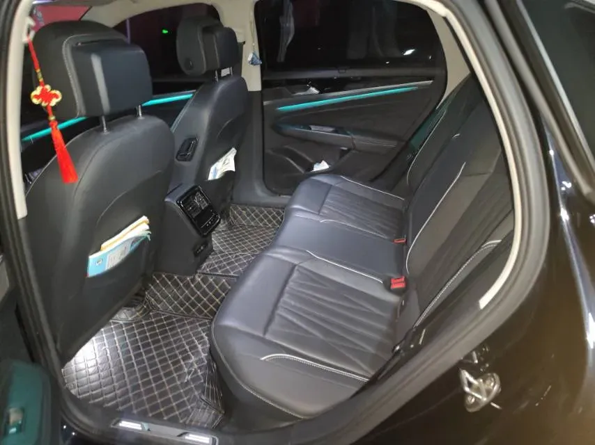 2022 Xpeng P7 BEV 60.2KWH,autocango,china used car exporter,china ev exporter,chinese used car exporter,chinese used ev exporter