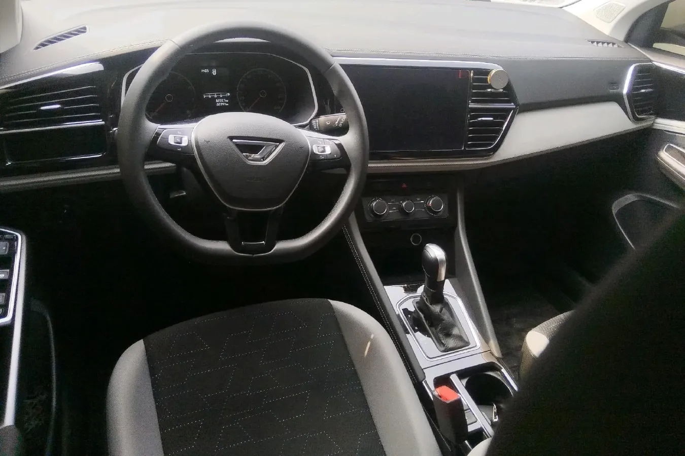 2024 Jetta VS5 1.4T 150HP L4 6AT,autocango,china used car exporter,china ev exporter,chinese used car exporter,chinese used ev exporter