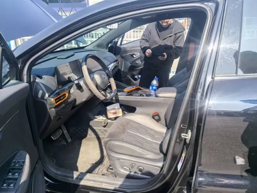 2022 ChangAn UNI-T 1.5T 188HP L4 7DCT,autocango,china used car exporter,china ev exporter,chinese used car exporter,chinese used ev exporter