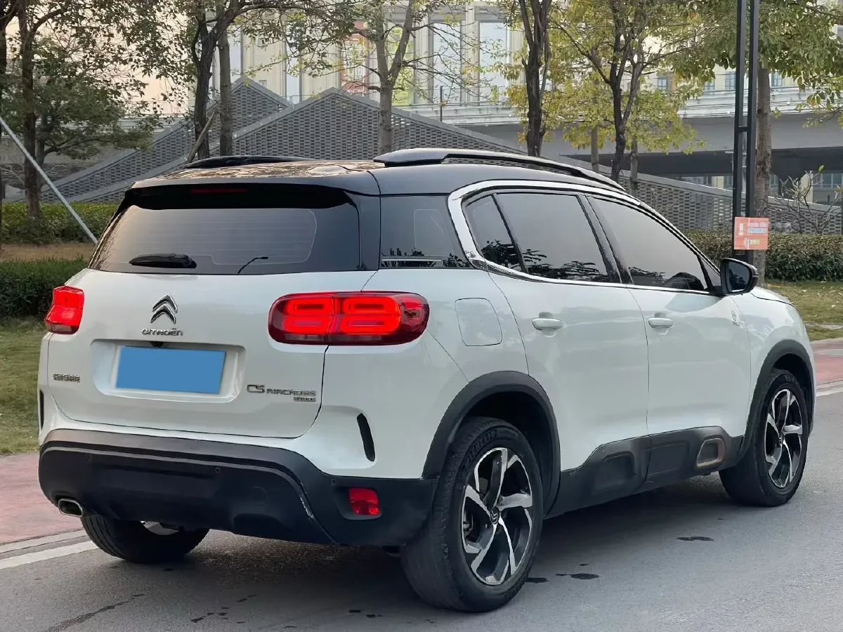 2021 Citroen C5 Aircross 1.6T 170HP L4 8AT,autocango,china used car exporter,china ev exporter,chinese used car exporter,chinese used ev exporter