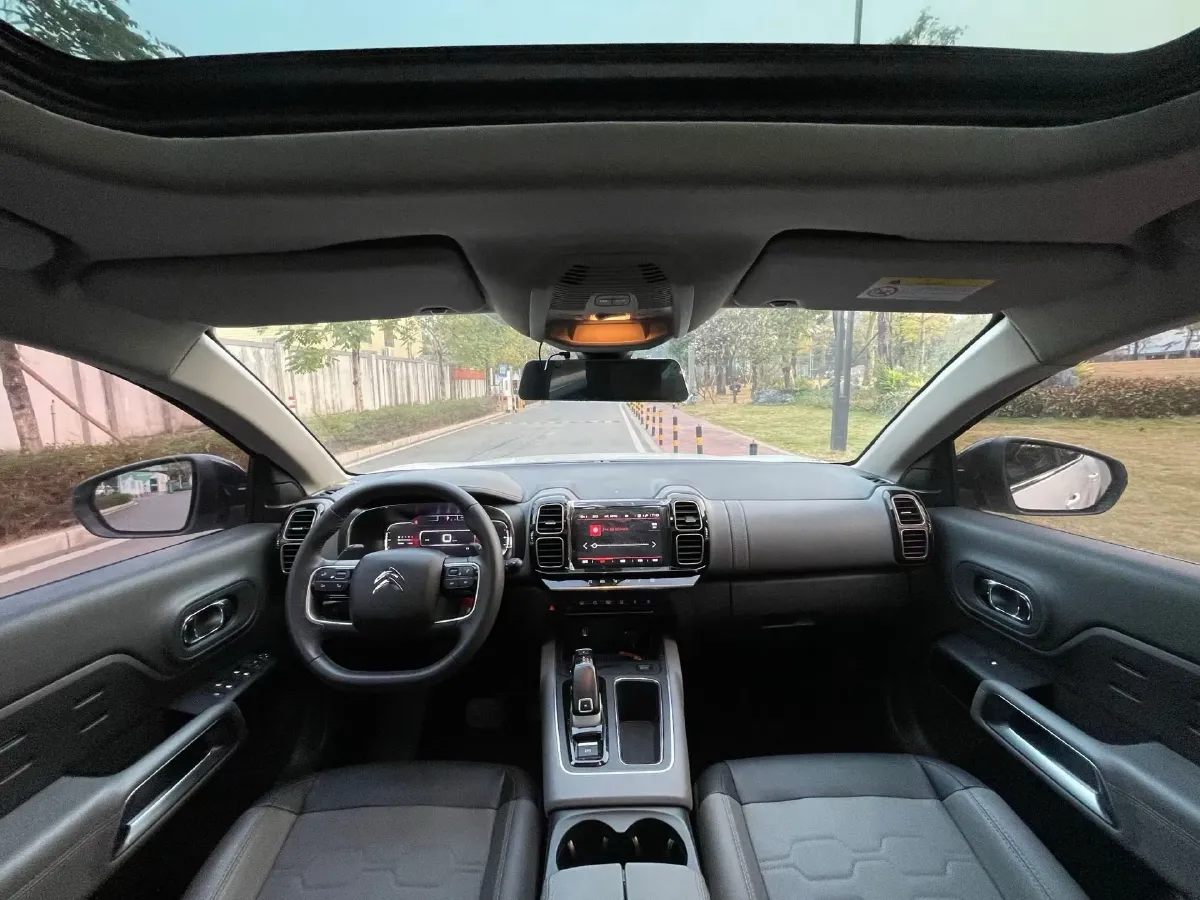 2021 Citroen C5 Aircross 1.6T 170HP L4 8AT,autocango,china used car exporter,china ev exporter,chinese used car exporter,chinese used ev exporter